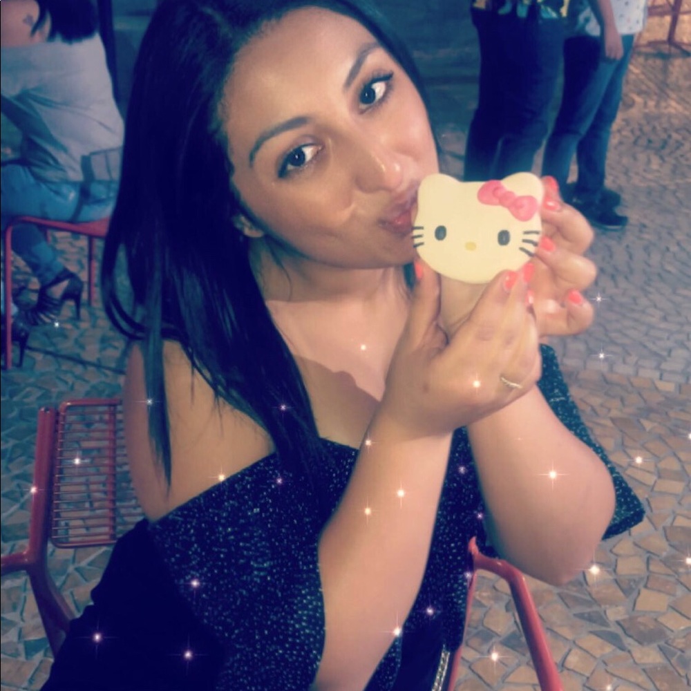 Meet your Posher, Sabrina